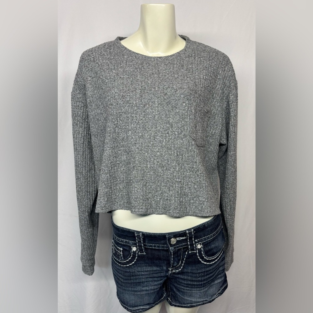 Oversized Size Medium Wild Fable Gray Crop Top